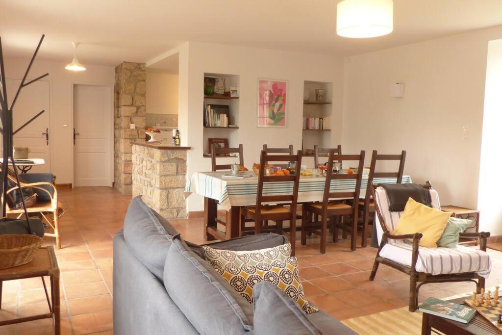 Crac'H, Grande Maison De Vacances Au Calme Crach Εξωτερικό φωτογραφία