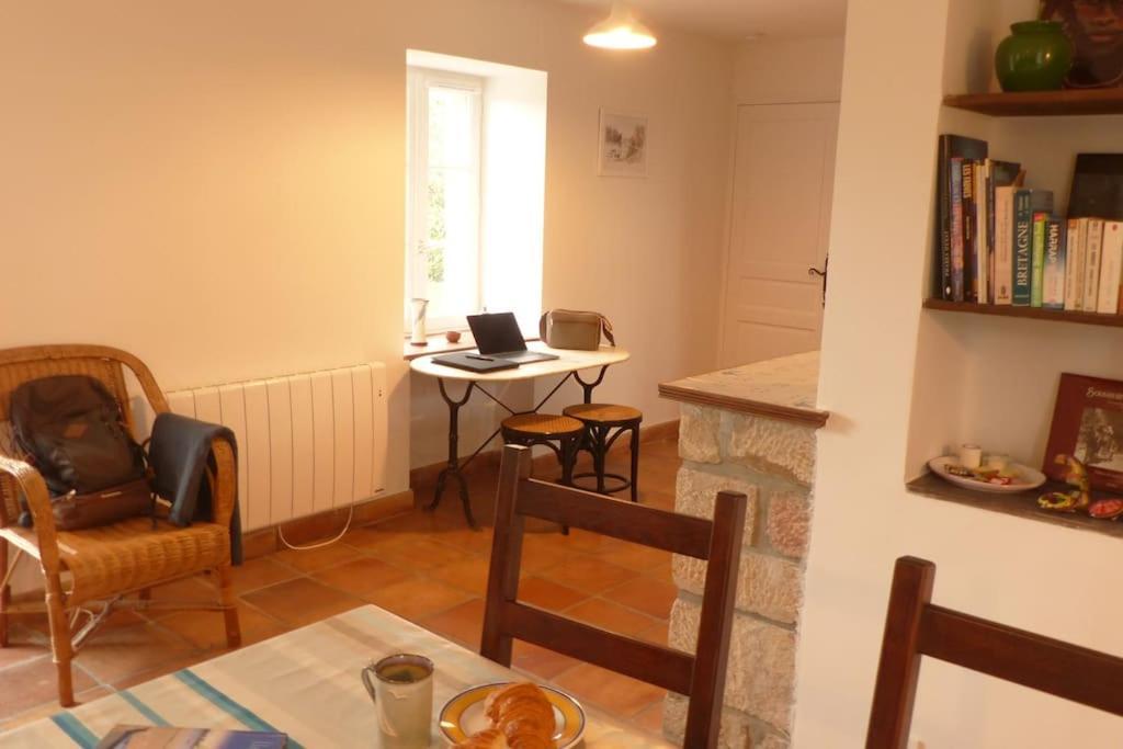 Crac'H, Grande Maison De Vacances Au Calme Crach Εξωτερικό φωτογραφία